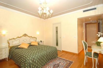 Hotel San Luca Venezia - image 15