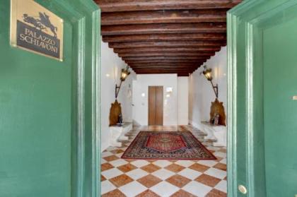 Palazzo Schiavoni Residenza d'epoca - image 11