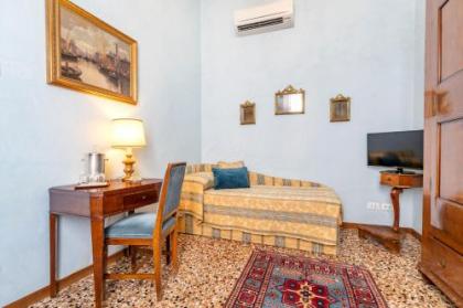 Palazzo Schiavoni Residenza d'epoca - image 14