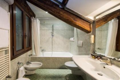 Hotel Palazzo Priuli - image 11