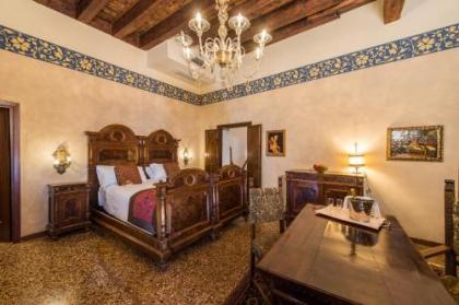 Hotel Palazzo Priuli - image 7
