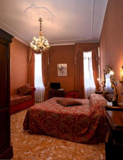 Ateneo Hotel - image 12