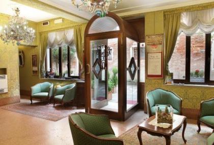 Ateneo Hotel - image 15