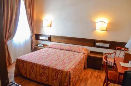 Hotel Le Boulevard - image 8