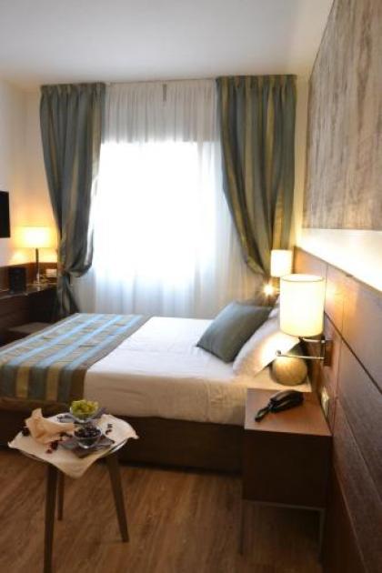 Hotel Apogia Sirio Mestre - image 20