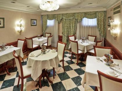 Antiche Figure Hotel - image 2
