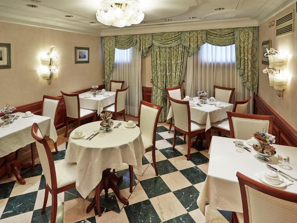 Antiche Figure Hotel - image 2