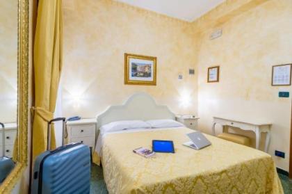 Hotel Mercurio - image 8