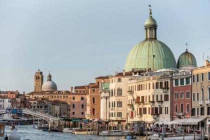 Hotel Carlton On The Grand Canal - image 3