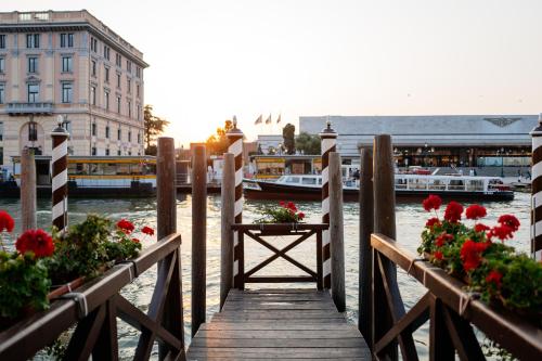 Hotel Carlton On The Grand Canal - image 7