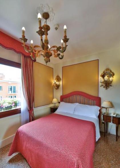 Hotel Arlecchino - image 10