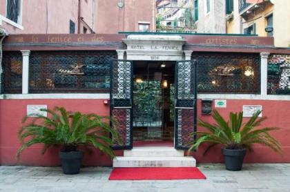 Hotel La Fenice et Des Artistes - image 2