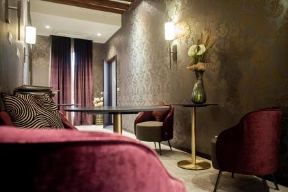 Alle Guglie Boutique Hotel - image 1