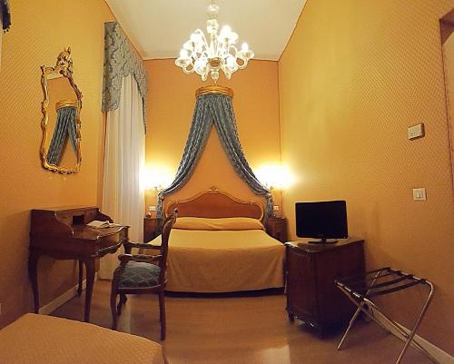 Hotel Locanda Canal - image 2