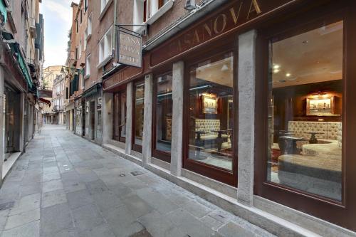 Hotel Casanova - image 5