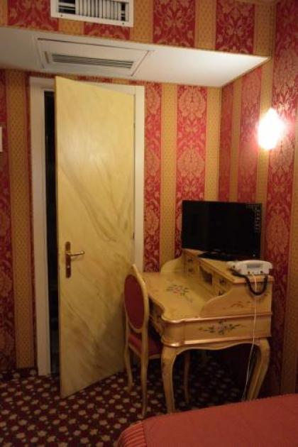 Hotel Belle Arti - image 15