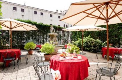 Hotel Belle Arti - image 2