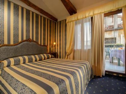 Centauro Hotel - image 20