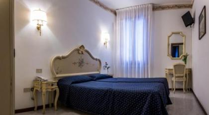 Hotel Guerrini - image 17