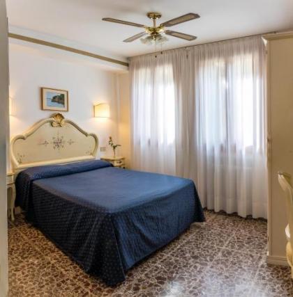 Hotel Guerrini - image 18
