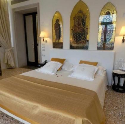 Ca' Nigra Lagoon Resort - image 20