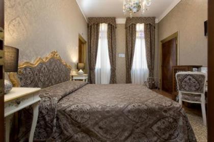 Hotel Mezzo Pozzo - image 13