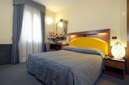 Atlantide Hotel - image 7