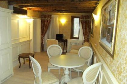 Hotel Bella Venezia - image 14