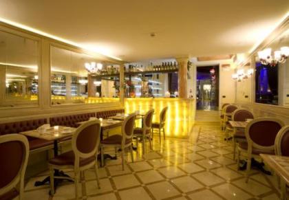 Hotel Alcyone - image 3