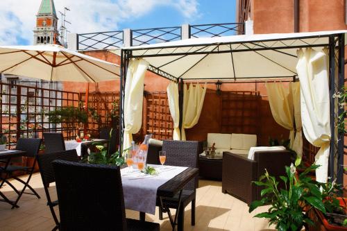 Hotel Castello - main image