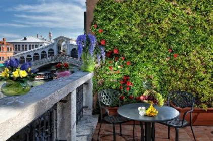 Hotel Rialto - image 11