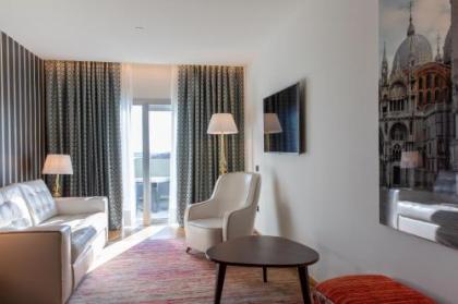 Courtyard by Marriott Venice Airport - image 3