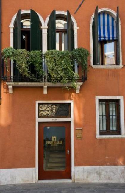 Palazzo del Giglio - image 20