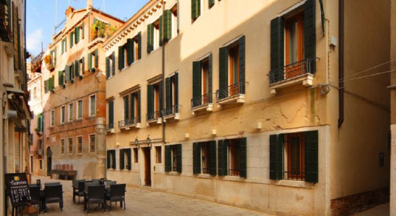 Palazzina Fortuny - main image