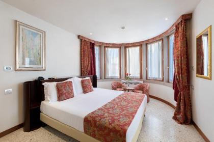 Palazzina Fortuny - image 19