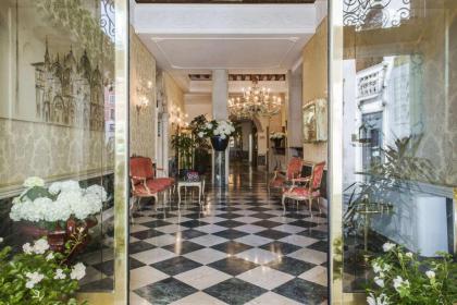 NH Venezia Santa Lucia - image 5