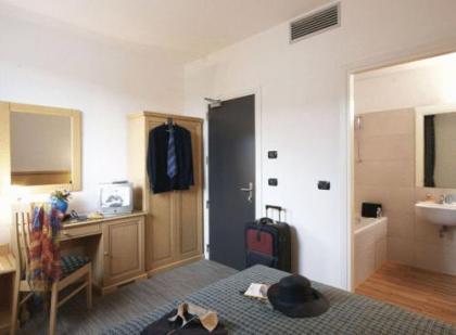 Hotel Mary - image 9