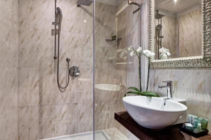 B&B Bloom Settimo Cielo - image 13