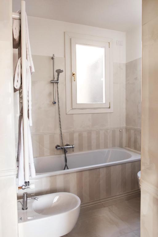 Hotel Agli Alboretti - image 3