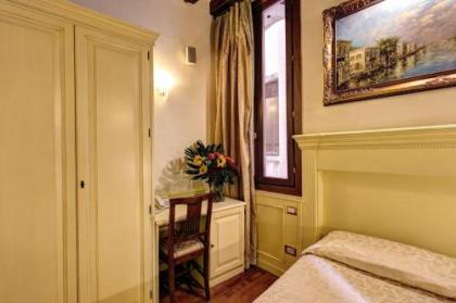 Palazzo La Scala - image 11