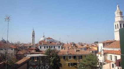 Hotel Casa Linger - image 4