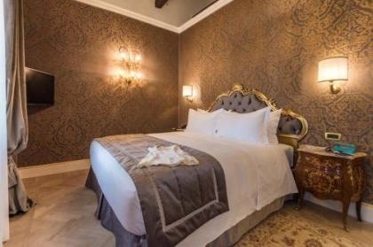 Hotel Ai Reali - Small Luxury Hotels of the World - image 4