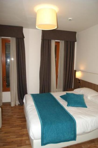 Hotel Il Moro di Venezia - image 11
