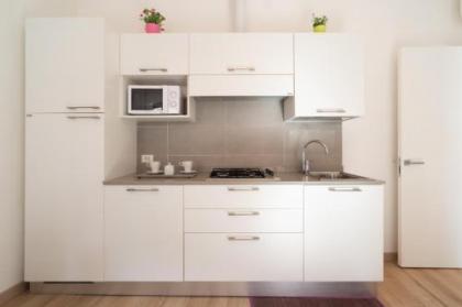Serenissima Apartments - image 2