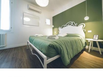 Venezia Apartments - image 19