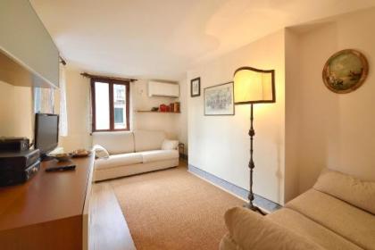 Venezia Apartments - image 8