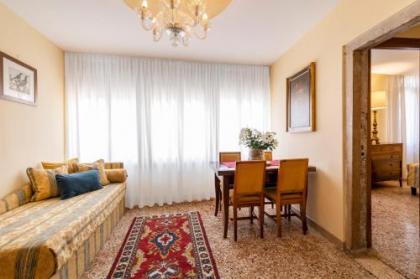 Palazzo Schiavoni Suite-Apartments - image 11