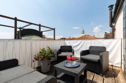 Palazzo Schiavoni Suite-Apartments - image 18