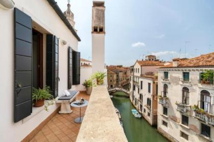 Palazzo Schiavoni Suite-Apartments - image 20