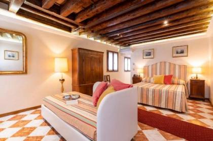Palazzo Schiavoni Suite-Apartments - image 5